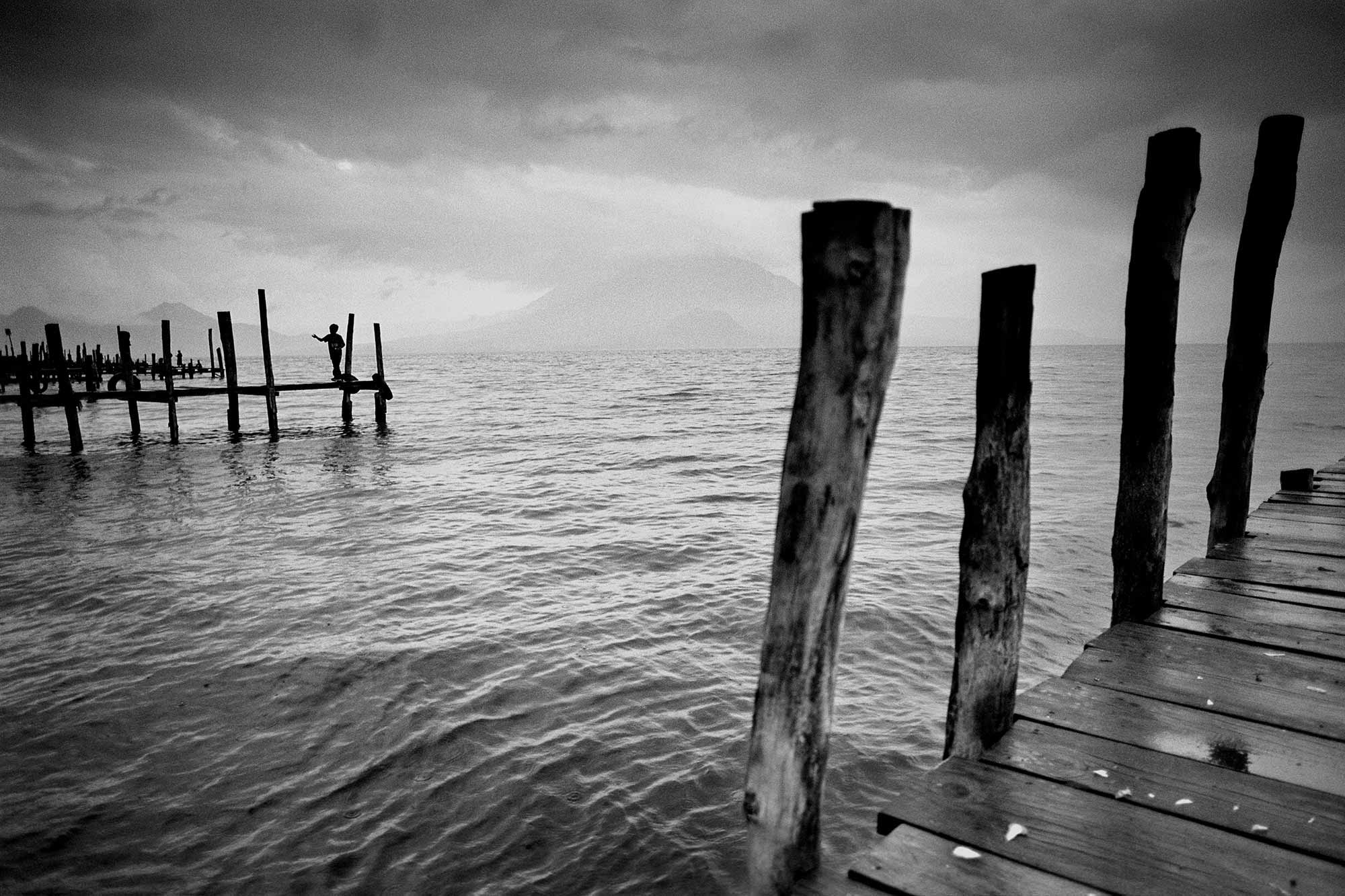 Black & White-13 by PETER NETLEY PHOTOGRAPHY